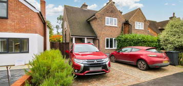 3 bedroom detached house