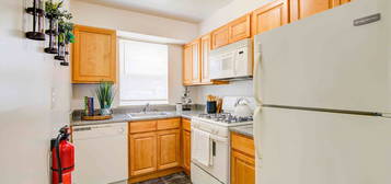 Nieuw Amsterdam Apartment Homes, Marlton, NJ 08053