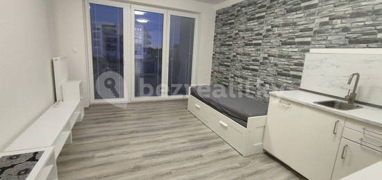 Pronájem bytu 1+kk 34 m², Aloise Rašína, Olomouc