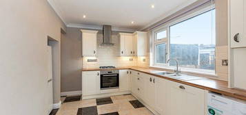 2 bed flat to rent