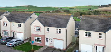 4 bed detached house for sale