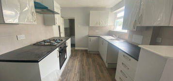 3 bed terraced house to rent