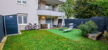 Appartement F2 entièrement rénové, jardin de 80m2 , rare sur le secteur !