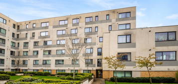 Flat to rent in West Plaza, Town Lane, Staines-Upon-Thames TW19