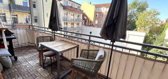 Wunderschöne 4-Zimmer-Wohnung, Top-Lage. großer Süd-Balkon