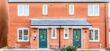 3 bedroom semi-detached house