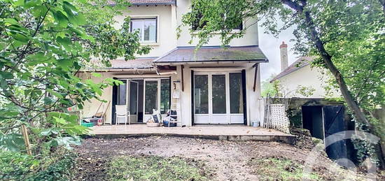 Maison  à vendre, 6 pièces, 4 chambres, 113 m²