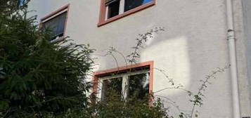 Kernsanierte, Wohnung mit Terrasse, Fussbodenheizung, Tageslichtbad, Nagelneue Einbauküche