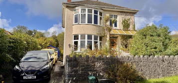 4 bed detached house for sale