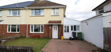 3 bedroom semi-detached house for sale