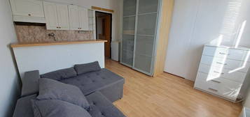 Pronájem bytu 1+kk 20 m²