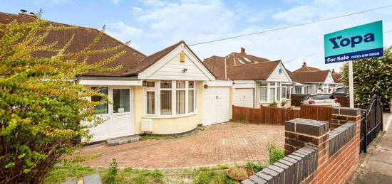 3 bed semi-detached bungalow for sale