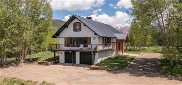 29 Belleview Dr, Crested Butte, CO 81225