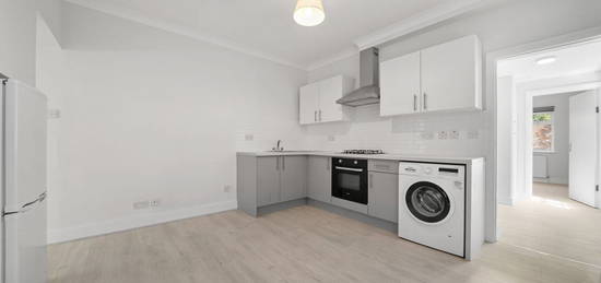 2 bed flat to rent