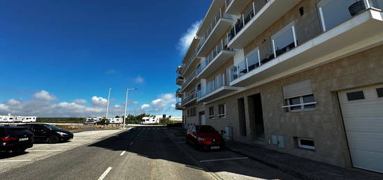 Arrendamento de Apartamento T2  na rua da Horta, 18