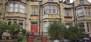 2 bed flat to rent