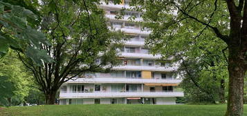 Schönes 1 Zimmer Apartment mit gehobener Innenausstattung mit EBK in München Perlach