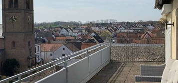 Kernsaniertes Penthouse in Weilbach mit großartigem Ausblick - Rhein-Main Gebiet at its best!