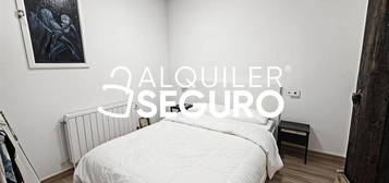 Estudio de alquiler en Mira el Sol, Embajadores - Lavapiés