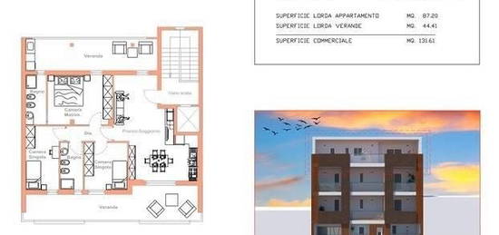 Quadrilocale attico con ampie terrazze