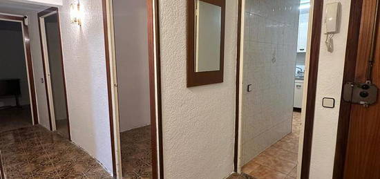 Piso en venta en Calle Blanca, Sants-Badal