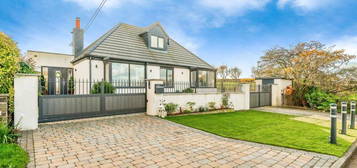 4 bedroom detached bungalow for sale