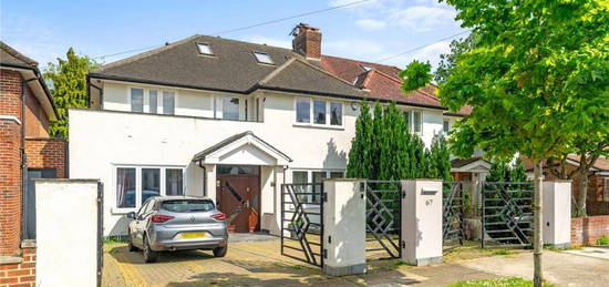 4 bedroom semi-detached house