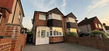 3 bedroom semi-detached house