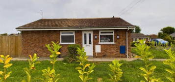 2 bedroom detached bungalow to rent