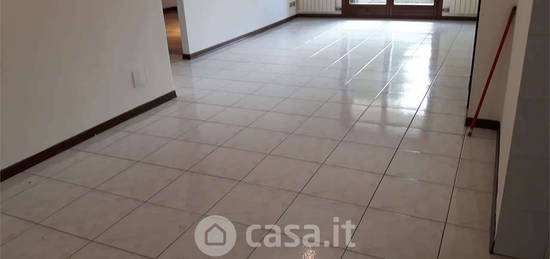 Appartamento in Viale Villa Gavotti 122