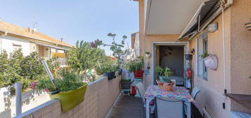 VALRAS PLAGE  46m² GARAGE ET TERRASSE