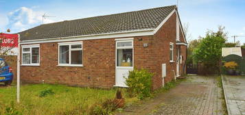 2 bed semi-detached house for sale