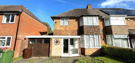 3 bedroom semi-detached house to rent