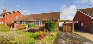 2 bedroom semi-detached bungalow for sale