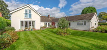 5 bedroom detached bungalow for sale