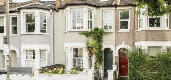 Property for sale in Strathville Road, London SW18