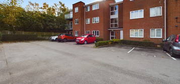 2 bed flat to rent