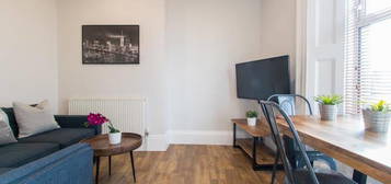 3 bed shared accommodation to rent