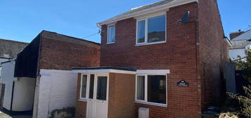 2 bedroom detached house to rent