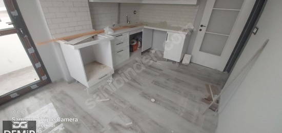 DARICA FEVZİ CAKMAK NÜFUS MÜDÜR YANINDA 3+1 130 M2 DUBLEKX DAİRE