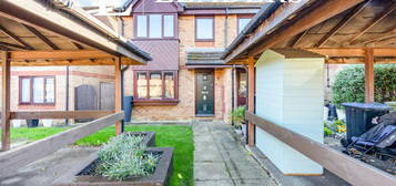 3 bedroom semi-detached house