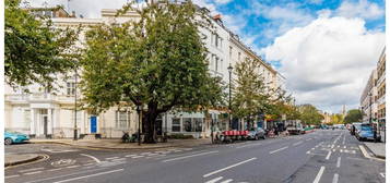 Flat to rent in Cumberland Street, Pimlico, London SW1V