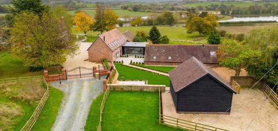 3 bedroom barn conversion for sale