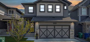 568 N Kingsmere Way SE, Airdrie, AB T4A 0X9