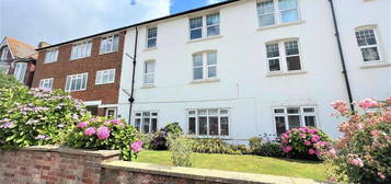 Flat to rent in Bolebrooke Road, Bexhill-On-Sea TN40