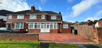 6 bedroom semi-detached house to rent