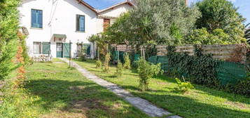 Maison de ville 2 étages  à vendre, 5 pièces, 3 chambres, 100 m²