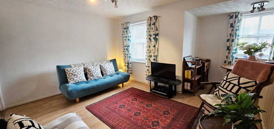 Flat to rent in Gordon Road, Canterbury CT1