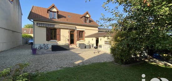 Maison 2 étages  à vendre, 6 pièces, 3 chambres, 130 m²