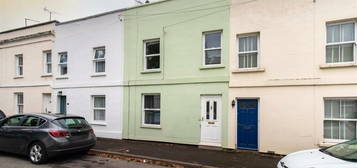 3 bedroom terraced house